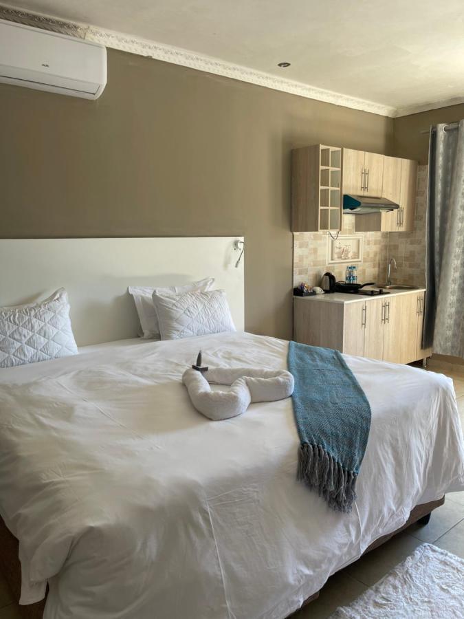 Legends Executive Lodge Choma Экстерьер фото