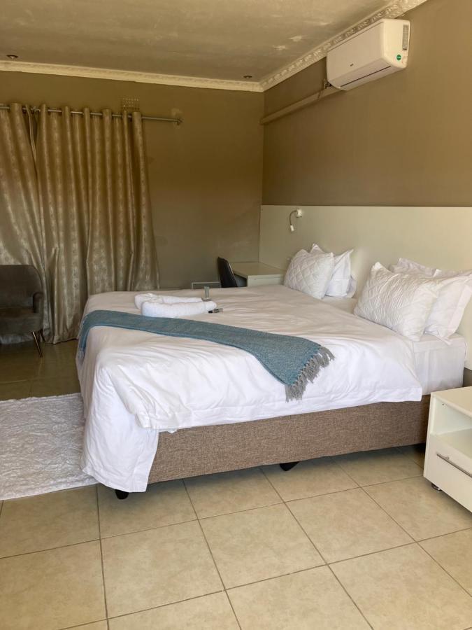 Legends Executive Lodge Choma Экстерьер фото